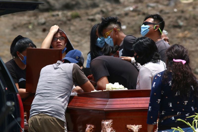 COVID-19: 230 mil 148 las defunciones por coronavirus en México