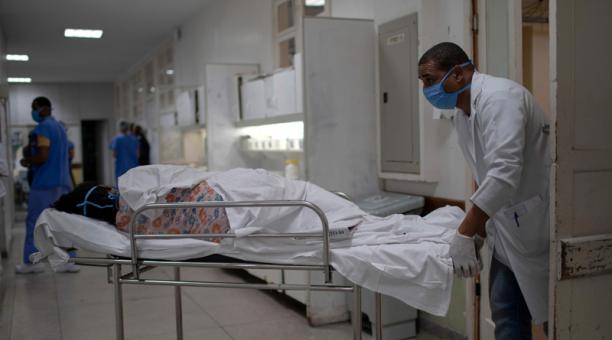 COVID-19: 232 mil 068 las defunciones por coronavirus en México
