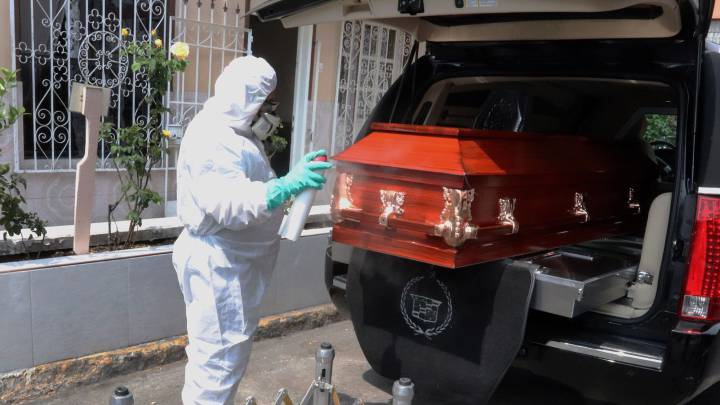 COVID-19: 285 mil 347 las defunciones por coronavirus en México
