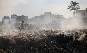 Mueren al menos 25 palestinos por bombardeos israelíes en Gaza