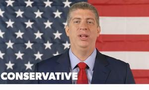 Candidato de Missouri usa traductor para amenazar con deportar a migrantes