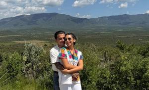Ángela Aguilar y Christian Nodal presumen románticas fotos en Zacatecas
