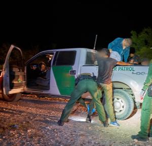 Sheriff del condado de Maverick ha procesado a 18 traficantes de humanos en 2024