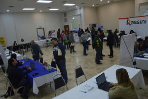 Por cierre de año se pausan vacantes de empleo