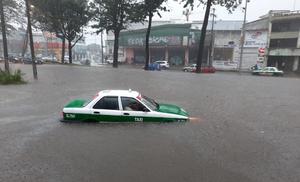 Suman 32 municipios golpeados por las lluvias en Veracruz