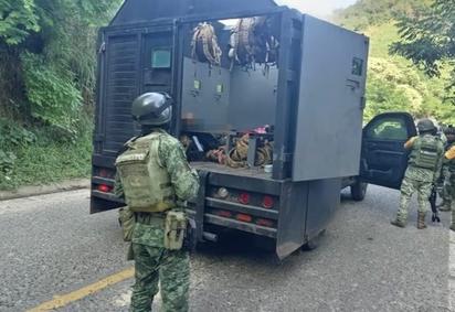 Suman 17 delincuentes muertos en enfrentamiento en Tecpan