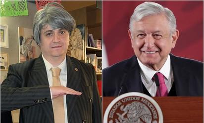 Ricardo O’Farrill sorprende con épico disfraz de AMLO en Día de Muertos