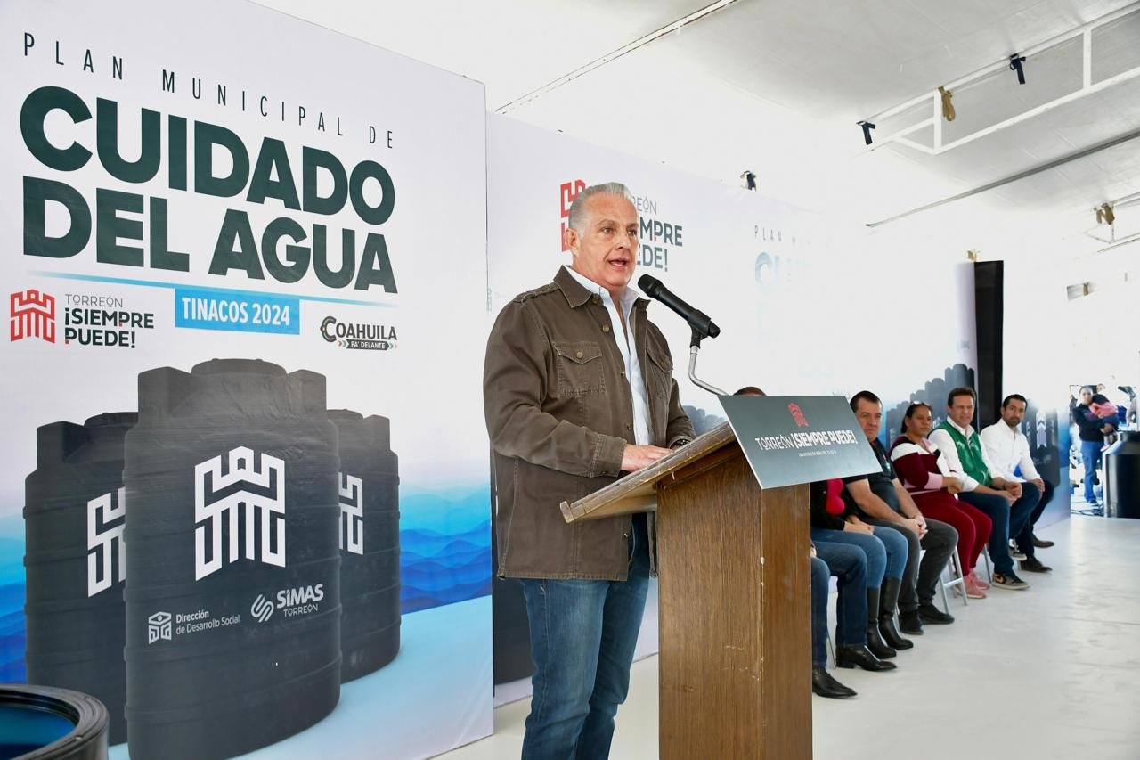 Municipio: Más de 60 mil torreonenses se han beneficiado con el programa de tinacos.