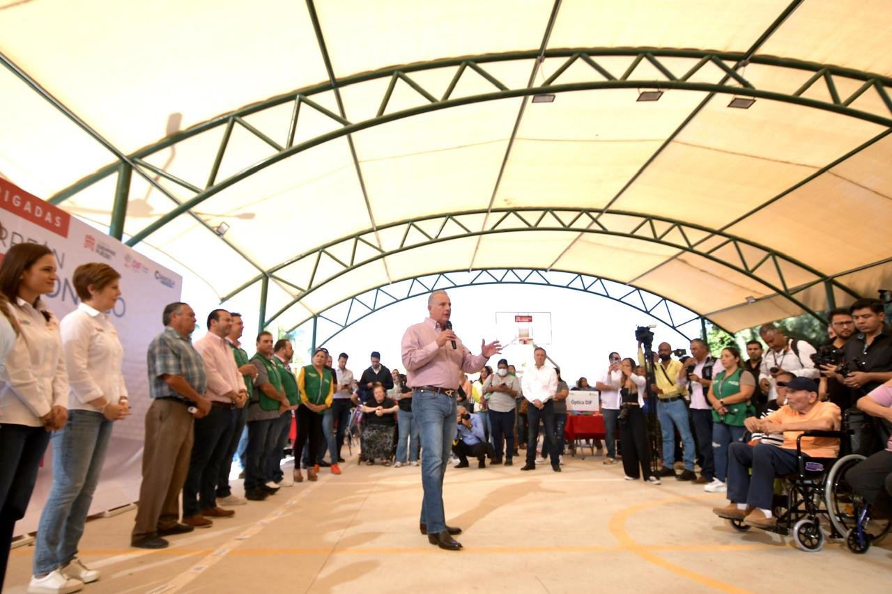 Municipio: La entrega de esta techumbre es parte de la brigada número 88, que beneficia a diferentes sectores con múltiples servicios.
