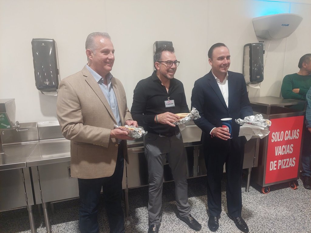 Costco: Los fanáticos de Costco esperan con ansias la apertura de la tienda. 
