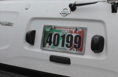 Atoran a 'chocolates' en operativos de placa