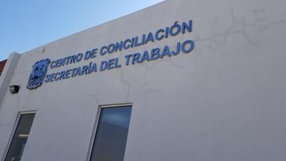 Trabajadores buscan asesoría sobre el aguinaldo 