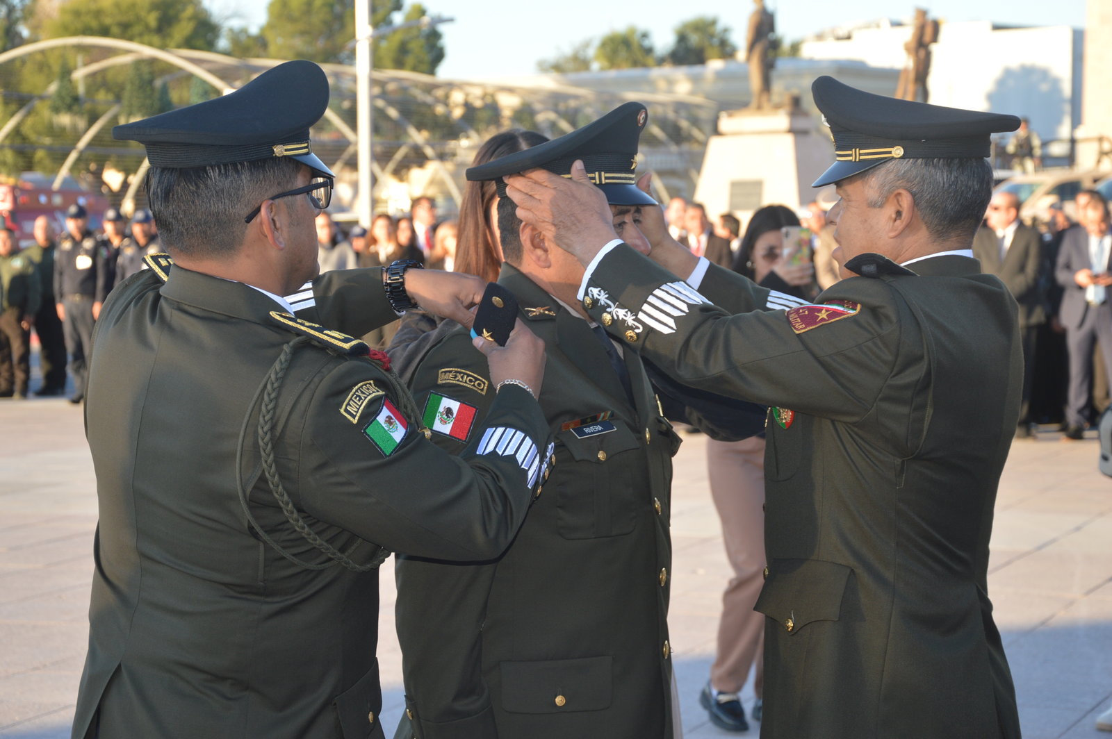 Ascensos obliga a enfrentar mayores retos y sacrificio: La alcaldesa Norma Treviño resaltó la tranquilidad y seguridad en Piedras Negras, gracias al apoyo del Ejército y el gobierno