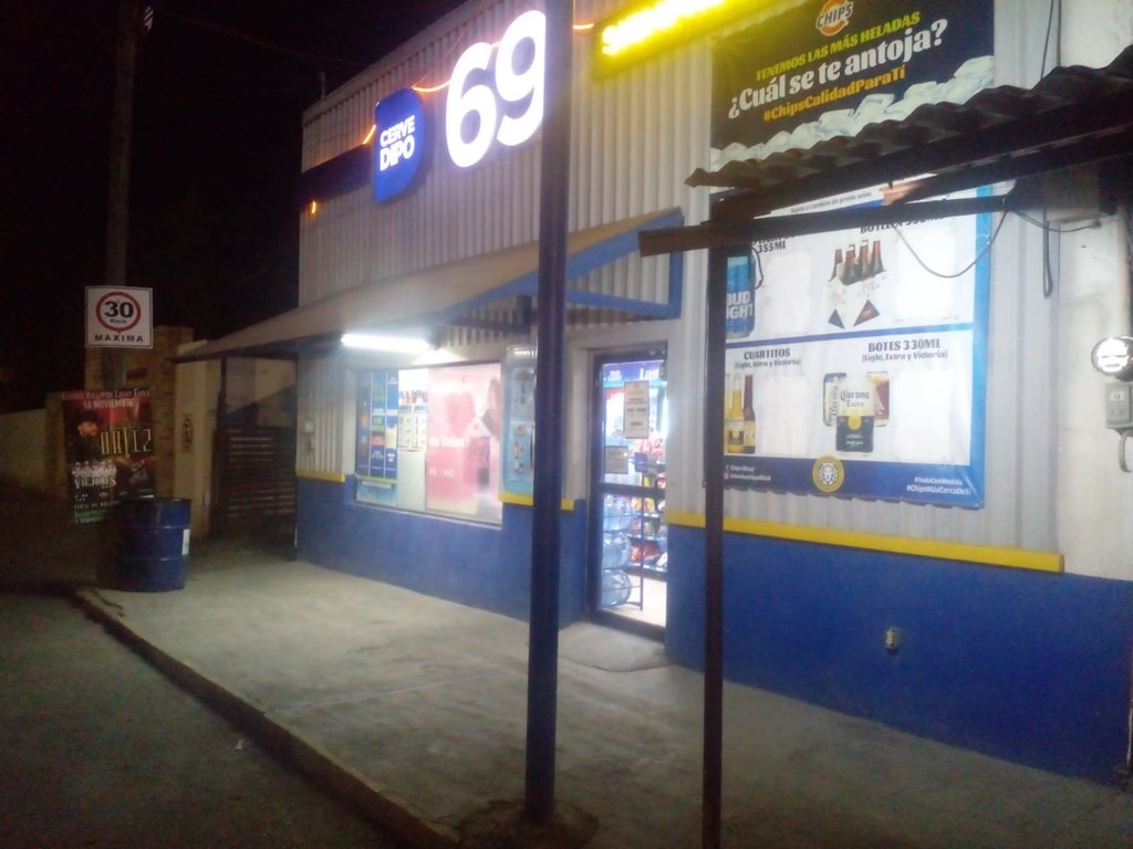 policiaca: El ladrón prefirió huir con las manos vacías.