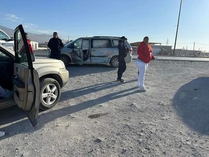Fuerte accidente en el bulevar Santa Cecilia; una camioneta fuga