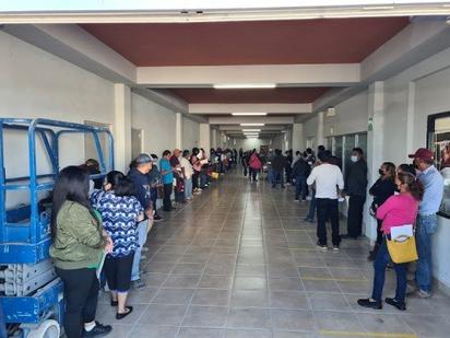 Se avivan y pegan; separan cita para licencia con descuento