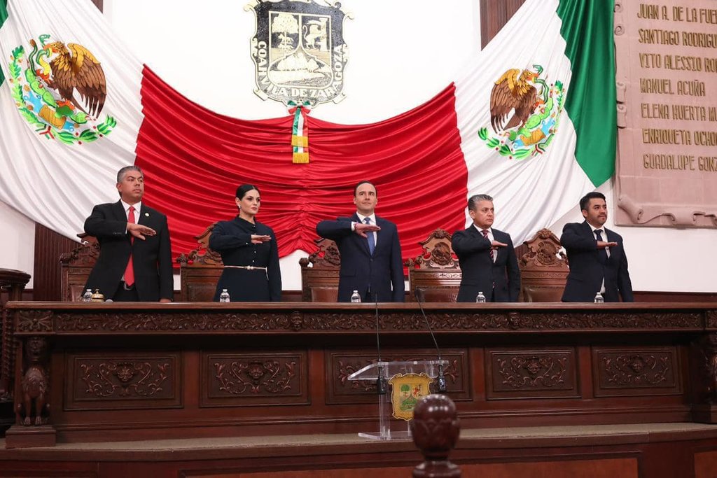 Manolo Jiménez Salinas: El edil se hizo presente en el primer informe de gobierno del gobernador. 