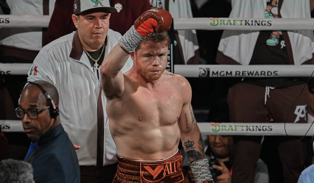 box: La pelea entre David Benavídez y Saúl Álvarez ya luce muy complicada, pero el apodado 'Monstruo' dejó un mensaje para el Canelo