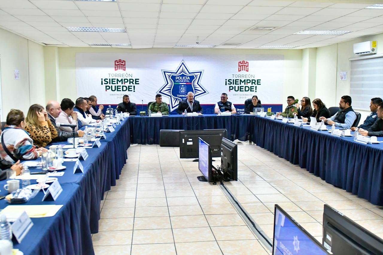 Román Alberto Cepeda: Cepeda González agradeció a las corporaciones de los tres órdenes de Gobierno.