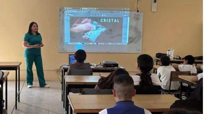 Llevan plática sobre la prevención de adicciones a secundaria de Torreón