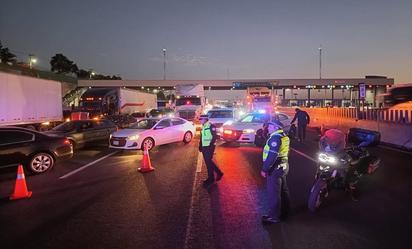 Transportistas bloquean autopista México-Pachuca; reclaman adeudos en el proyecto del Tren Maya