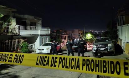 Persecución deja 2 hombres detenidos en Culiacán