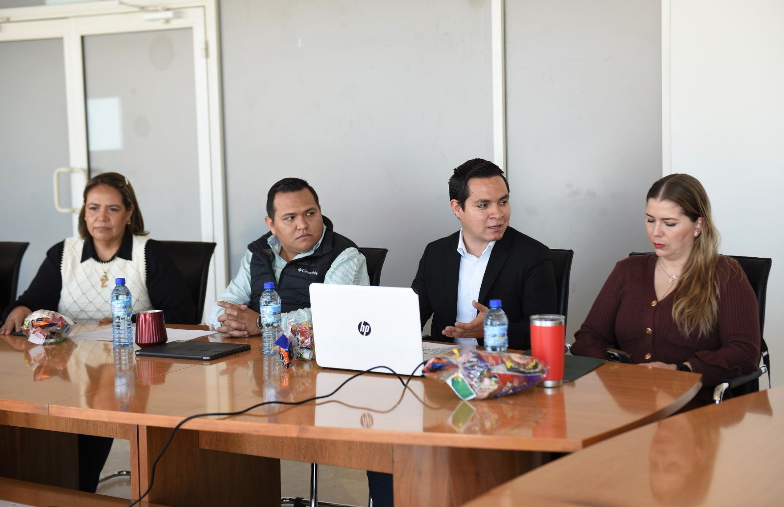 apoyo : Regidores supervisan logros de la Dirección de la Juventud en Torreón.