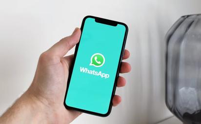 Irán levanta el bloqueo a WhatsApp, reportan medios; la aplicación tuvo restricciones por dos años