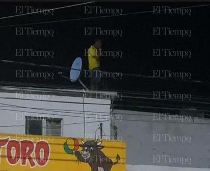 Joven armado con machete amenaza con suicidarse en la colonia Occidental