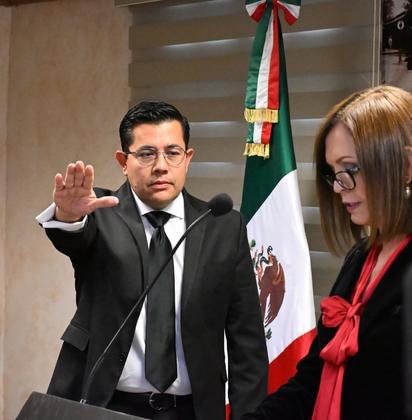 La alcaldesa Sari Pérez Nombra a funcionarios clave para la administración 2025-2027