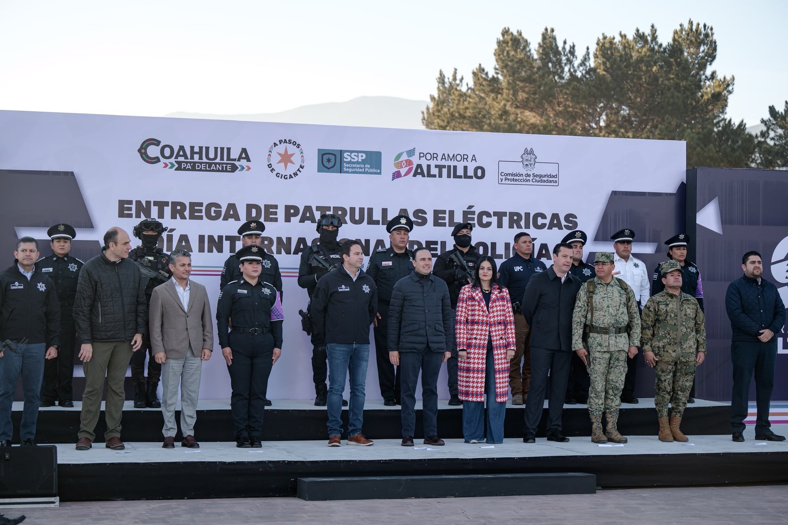 Manolo Jiménez: Manolo Jiménez Salinas afirmó que Coahuila tiene muy buenos policías.