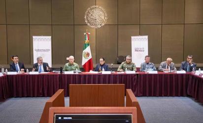 Alista Segob estrategia migratoria con gabinete federal; acude Garduño, aún titular del INM