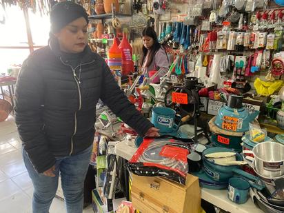  En ferreteras se dispara venta de tubos y mangueras por frente frío 