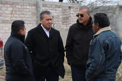 Supervisa Óscar Ríos, obra de pavimento en colonia “Humberto Moreira”