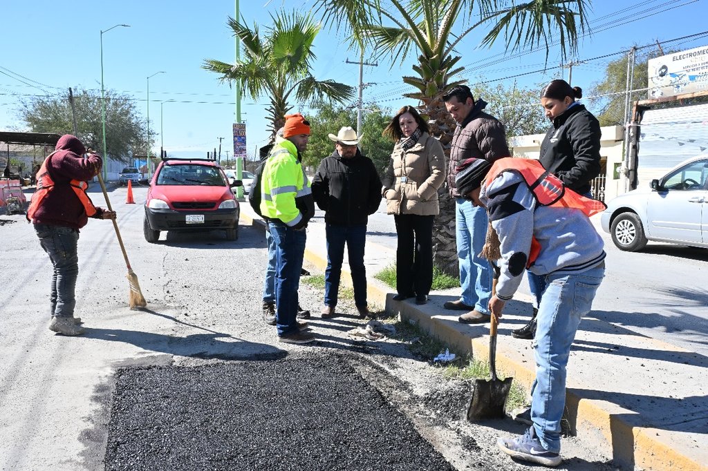 bacheo pavimento: Las obras de la nueva administración municipal son el principio de los trabajos del Ayuntamiento.
