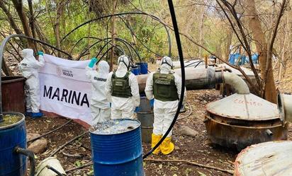 Semar destruye narcolaboratorio de 'El Mayo'