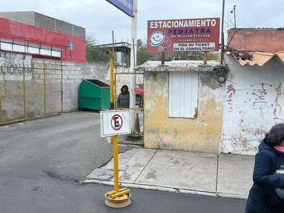 Transporte trabajará para retirar vehículos que obstruyan espacios públicos