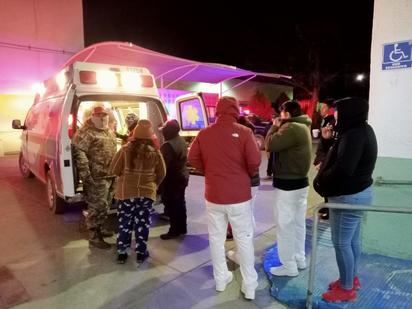Alimentos y bebidas calientes distribuyen en Múzquiz por bajas temperaturas