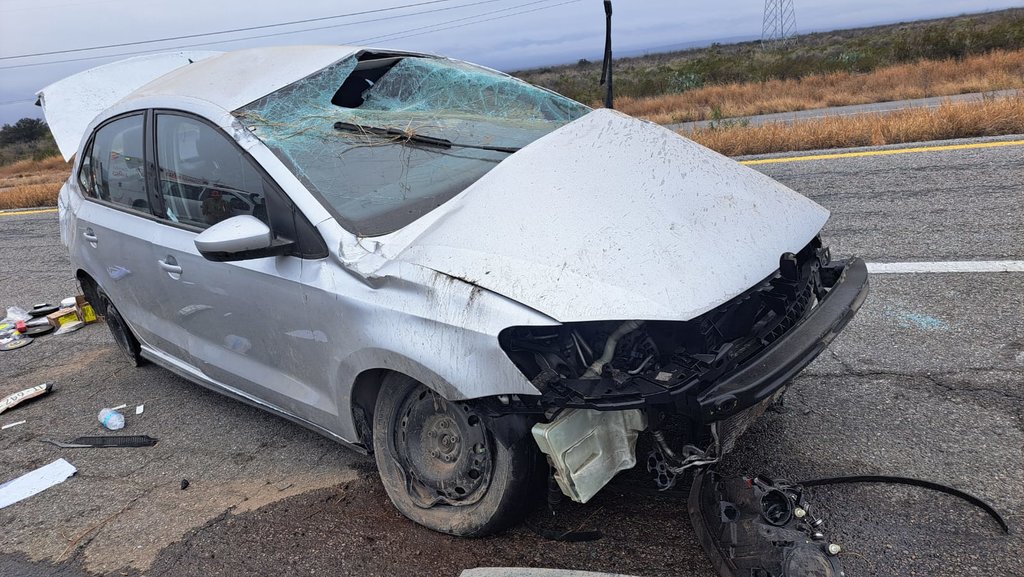 Accidente: Socorristas de Escobedo se movilizaron en su ayuda.