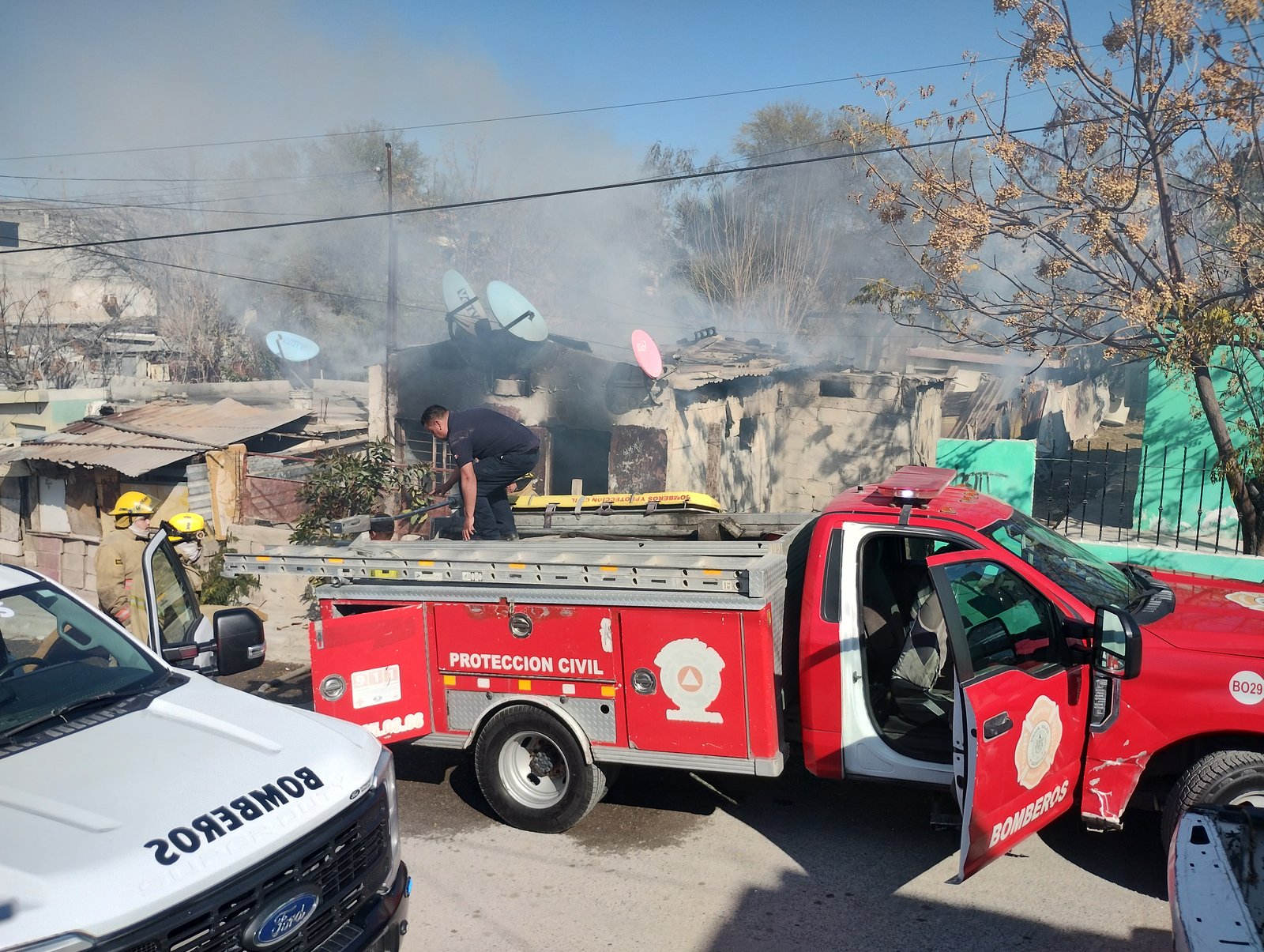 Siniestro : Sospechan que adictos la incendiaron.