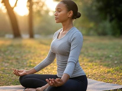 Descubre los 10 beneficios de practicar yoga para tu cuerpo y mente