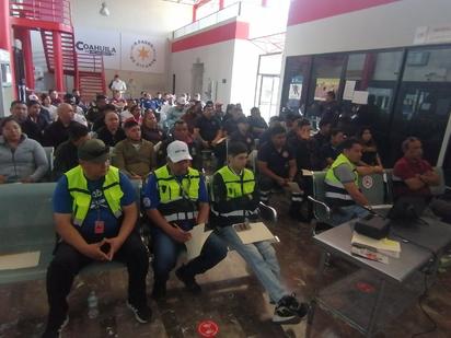 Bomberos de la región Centro, Carbonífera y Norte reciben capacitación