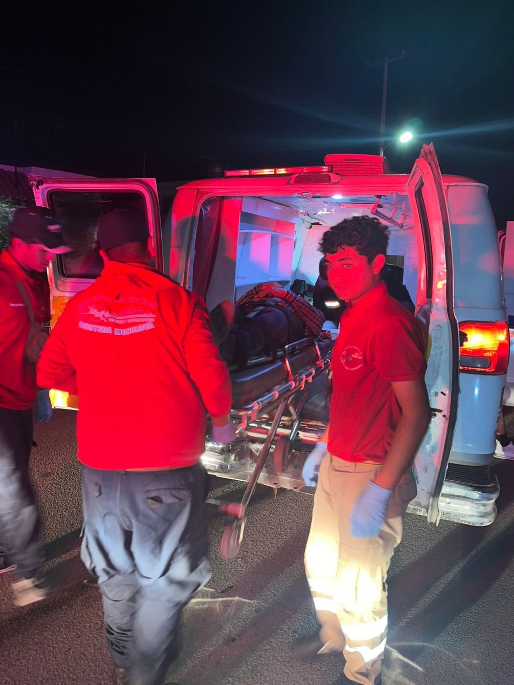 Accidente: Vecinos reportaron el percance vial al 911.