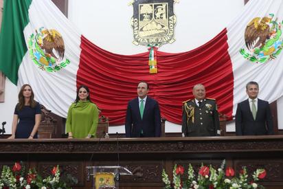 Conmemoran Día del Ejército con Sesión Solemne en el Congreso