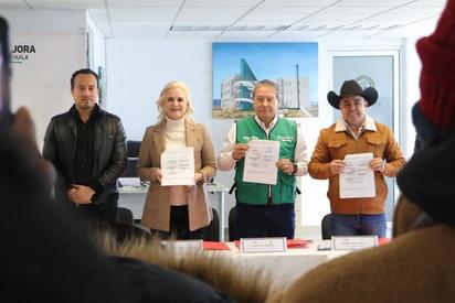 Alcalde Óscar Ríos firma convenio de colaboración con CERTTURC
