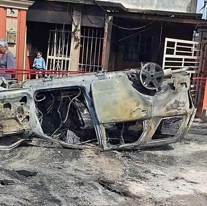 Incendio misterioso en San Buenaventura: Dos vehículos calcinados y daños en vivienda