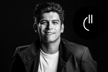 ¿Quién es Elías Medina, el de la sonrisa chueca? La trayectoria del cantante y compositor regional mexicano