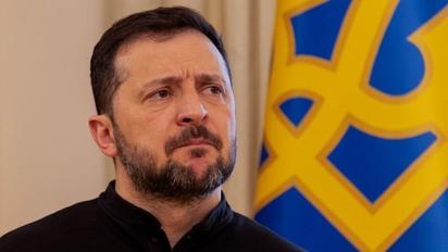 Zelensky mantiene prohibición legal de negociar con Putin, según portavoz ruso
