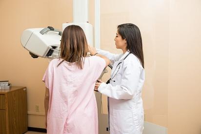 La tumorectomía preserva el bienestar sexual entre las pacientes con cáncer de mama