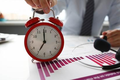 ¿Menos horas, más productividad? El desafío de la jornada laboral en México